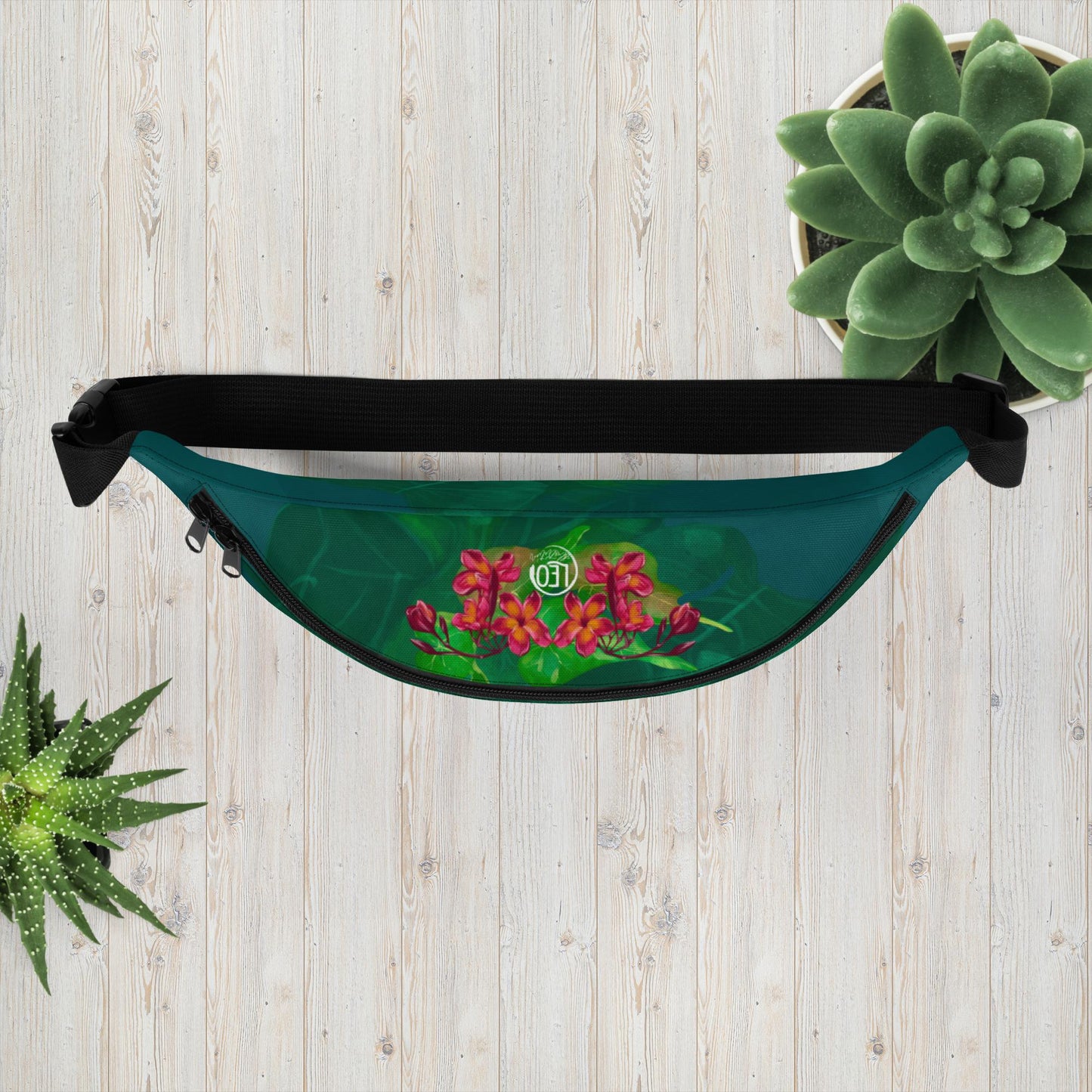 Caribbean nature fanny pack from Leonora! Dancehall Art prints!